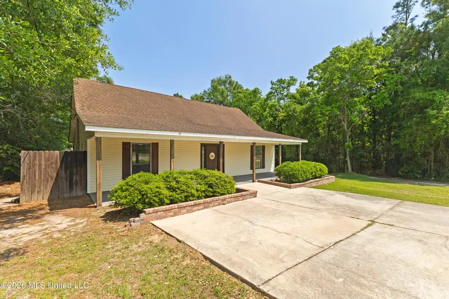 301 Ridgeview Drive, Carriere, MS 39426 - #2