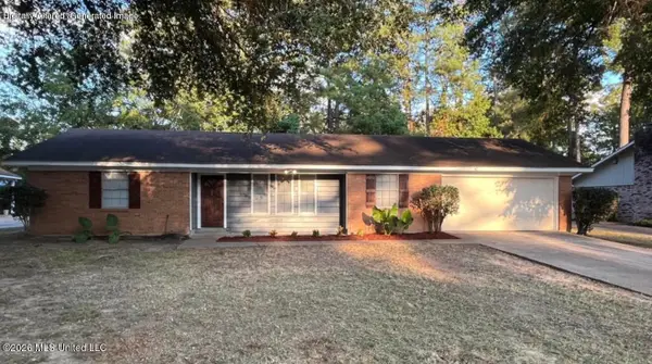 2336 Castle Hill Drive, Jackson, MS 39204