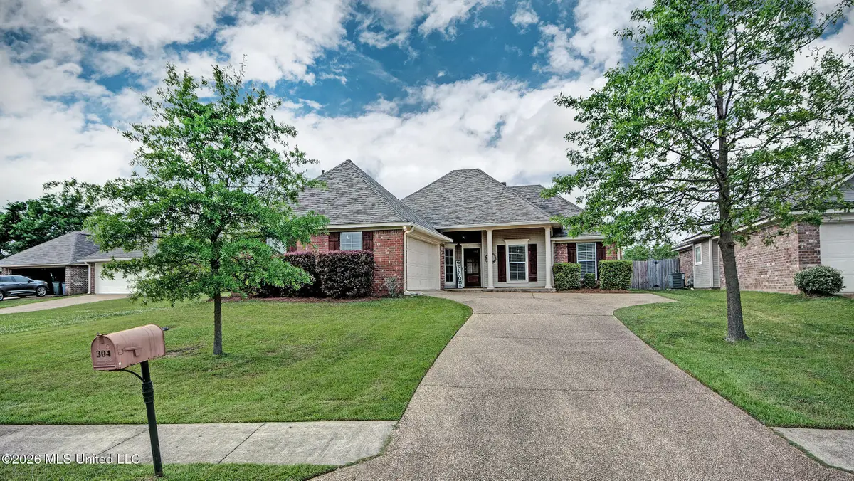 304 Spring Hill Point, Brandon, MS 39047 - #1