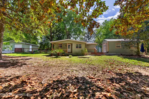 7721 Ridge Gate Road, Ocean Springs, MS 39564
