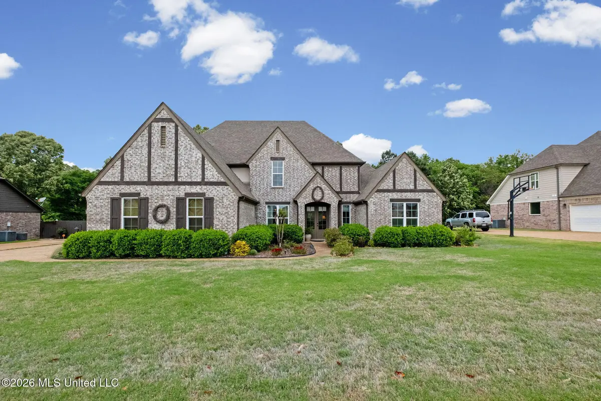 14685 Saint Charles Drive, Olive Branch, MS 38654 - #1