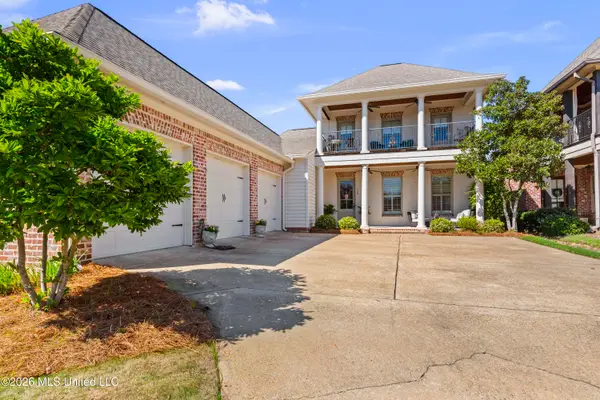 124 Lake Village Drive, Madison, MS 39110