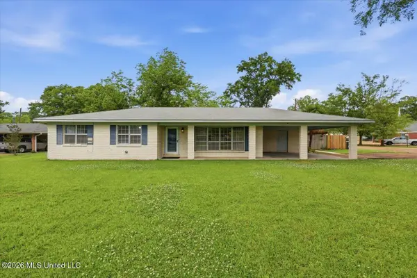 305 Boehle Street, Pearl, MS 39208