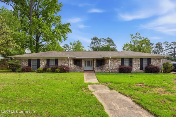 576 Woodson Drive, Jackson, MS 39206