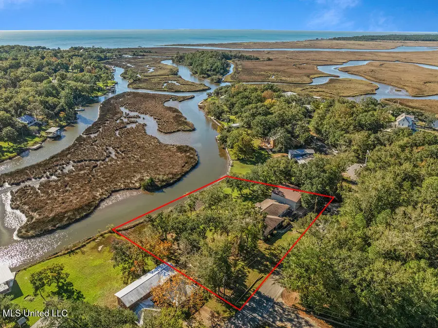 2312 Santa Cruz Street, Gautier, MS 39553 - #2