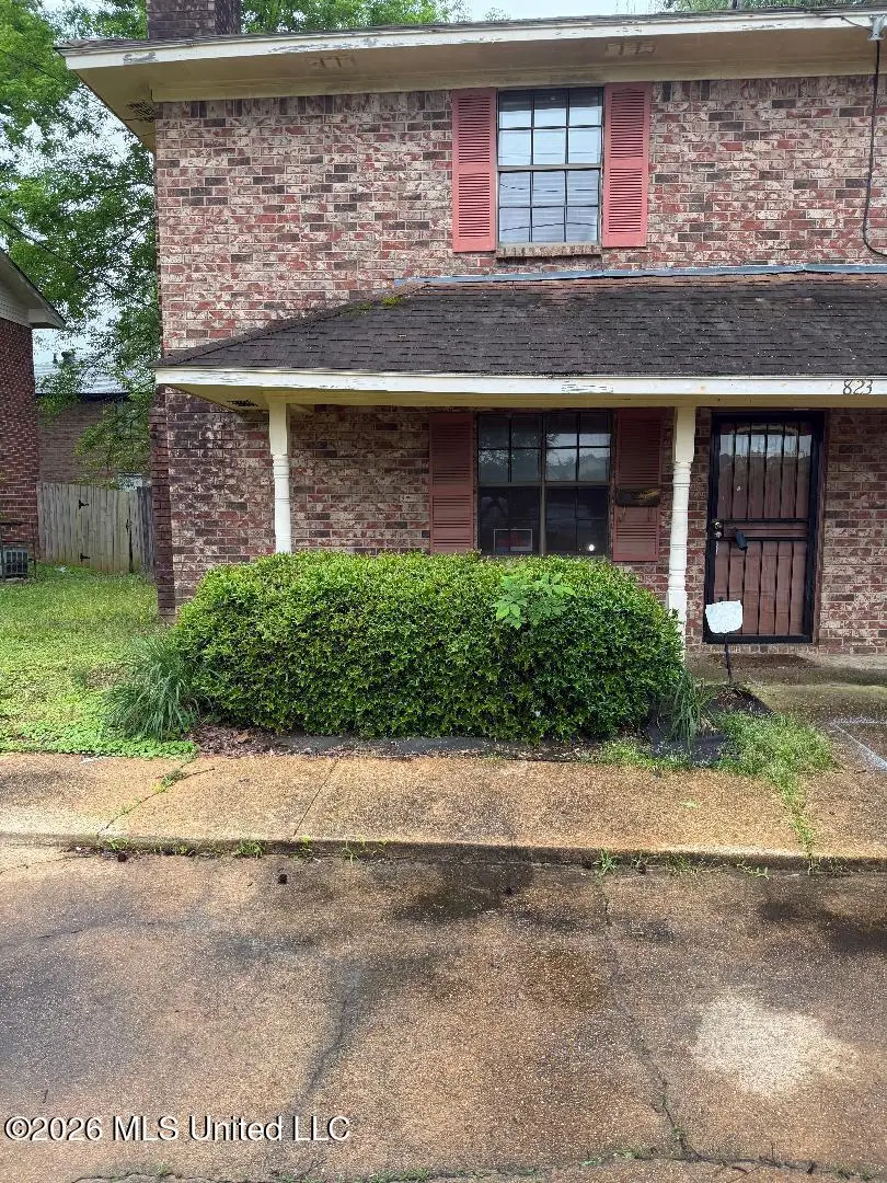 823 N Woodbury Road, Jackson, MS 39206 - #1