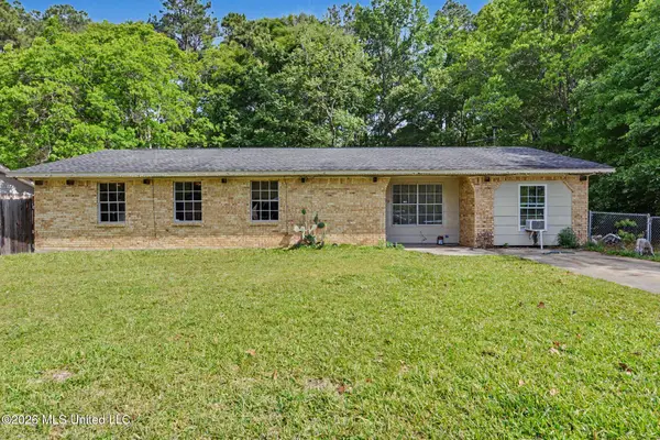 1800 Timber Lane Road, Gautier, MS 39553