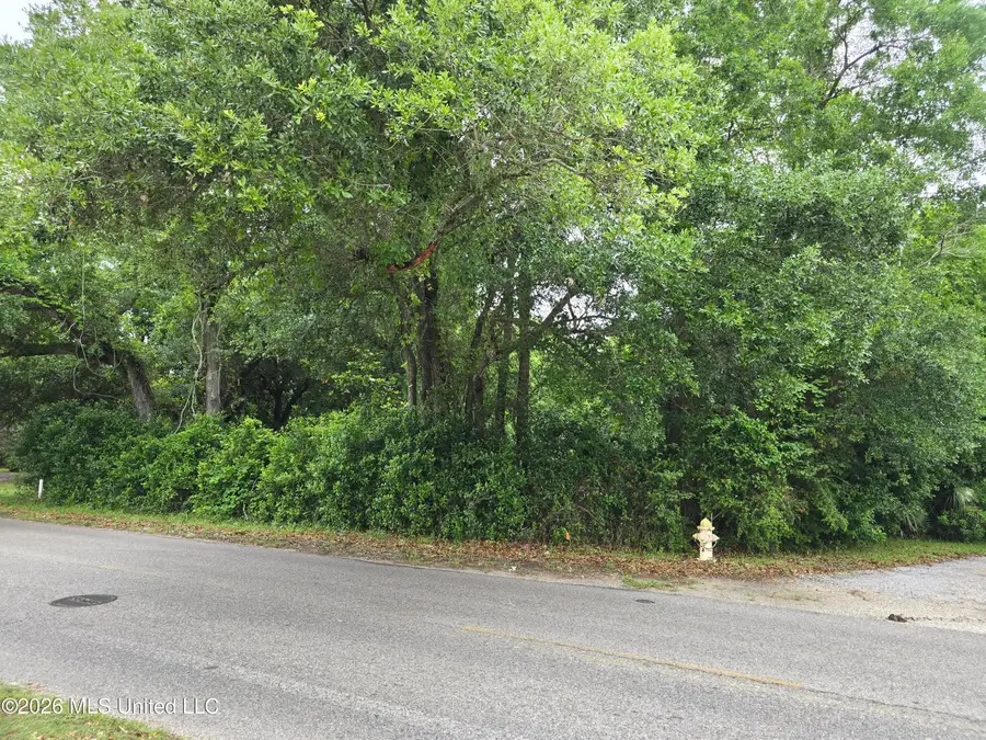 2015 W 2nd Street, Long Beach, MS 39560 - #2
