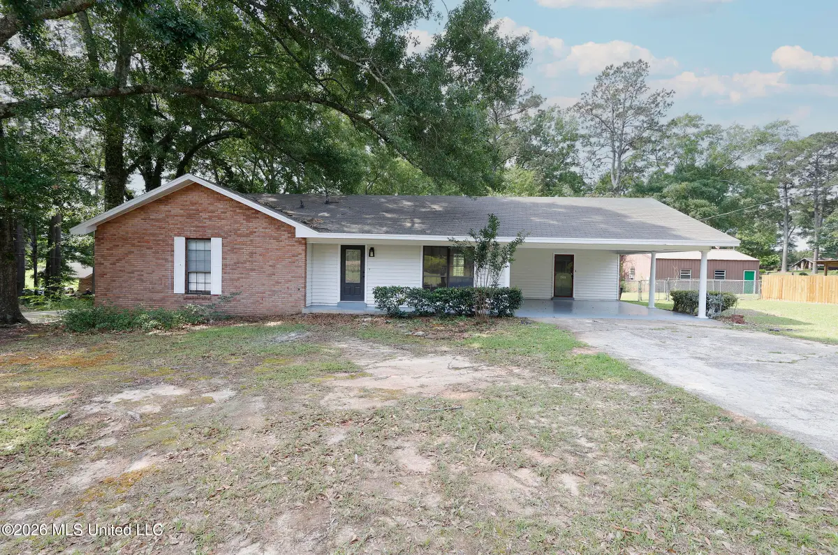 1501 Pioneer Drive, McComb, MS 39648 - #1
