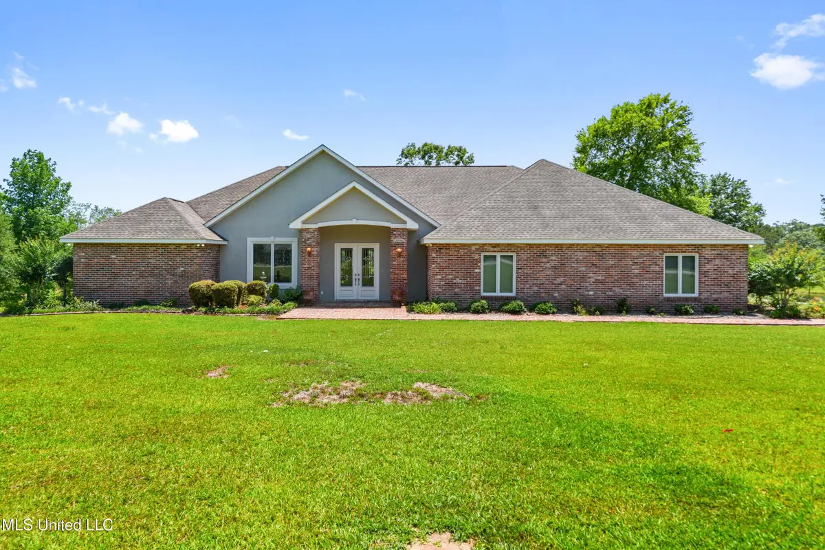 87 N Highlands Drive, Poplarville, MS 39470 - #1