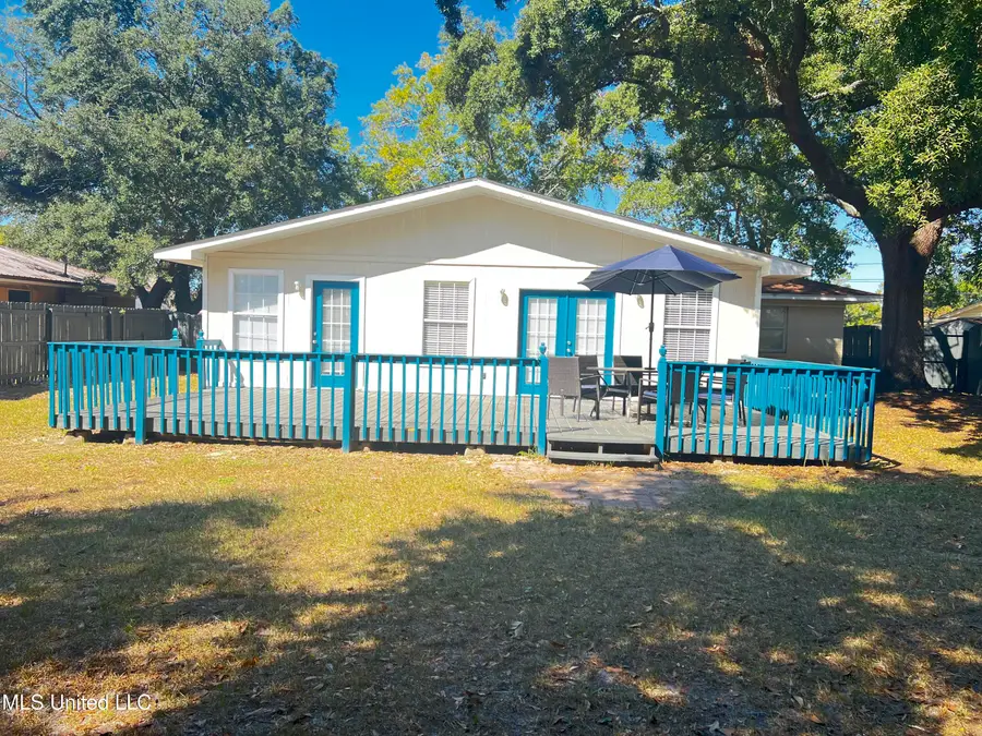 2012 Saint James Boulevard, Gulfport, MS 39507 - #2