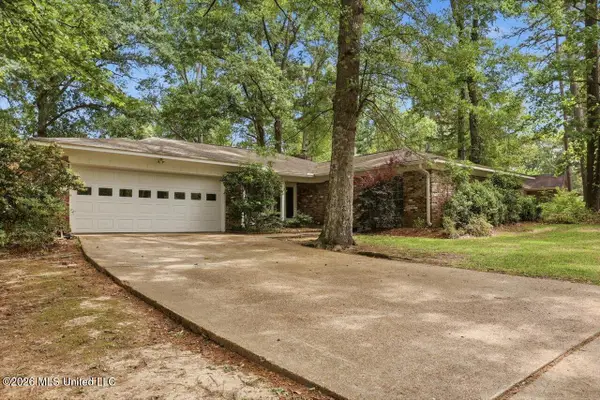 300 Whippoorwill Road, Brandon, MS 39047
