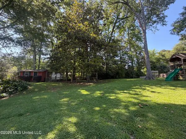 211 Glenwood Drive, Natchez, MS 39120
