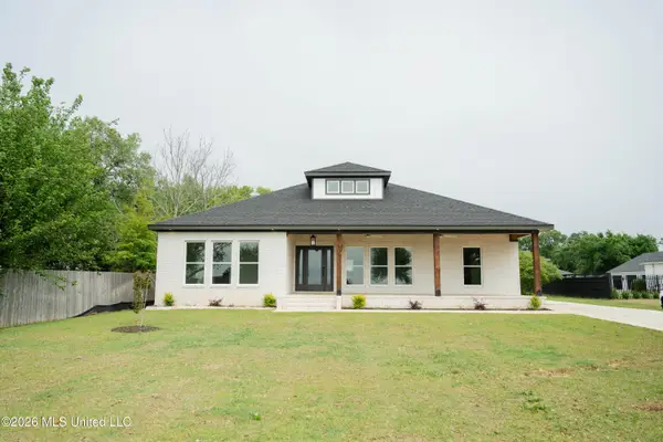 1416 E Beach Boulevard, Gulfport, MS 39501