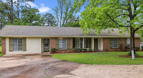 110 Dickson Drive, Brandon, MS 39042