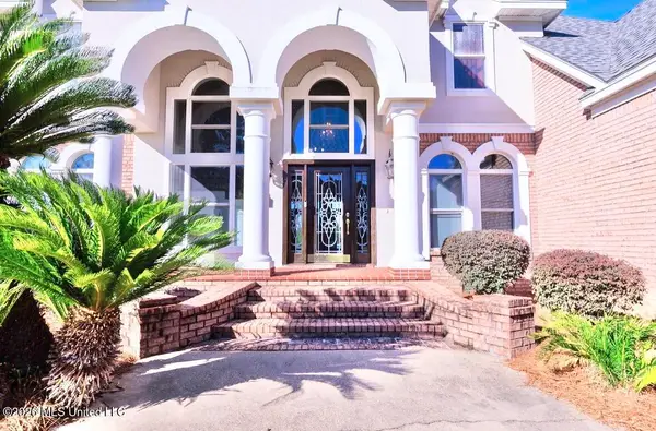 15 Lakeshore Drive, Laurel, MS 39443