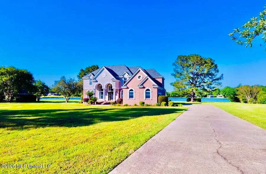 15 Lakeshore Drive, Laurel, MS 39443 - #3