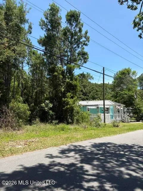 8716 Barnacle Boulevard, Ocean Springs, MS 39564 - #3