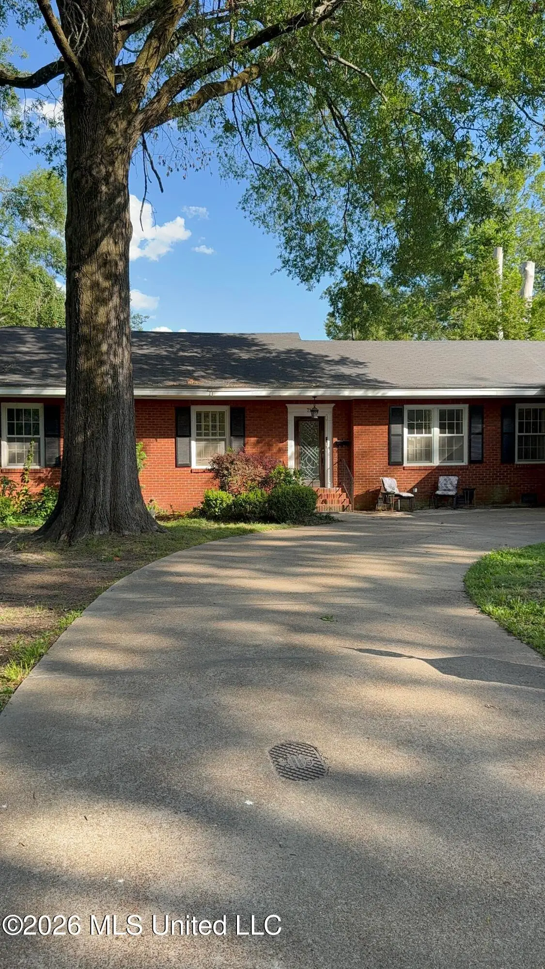 716 Bell Avenue, Greenwood, MS 38930 - #1