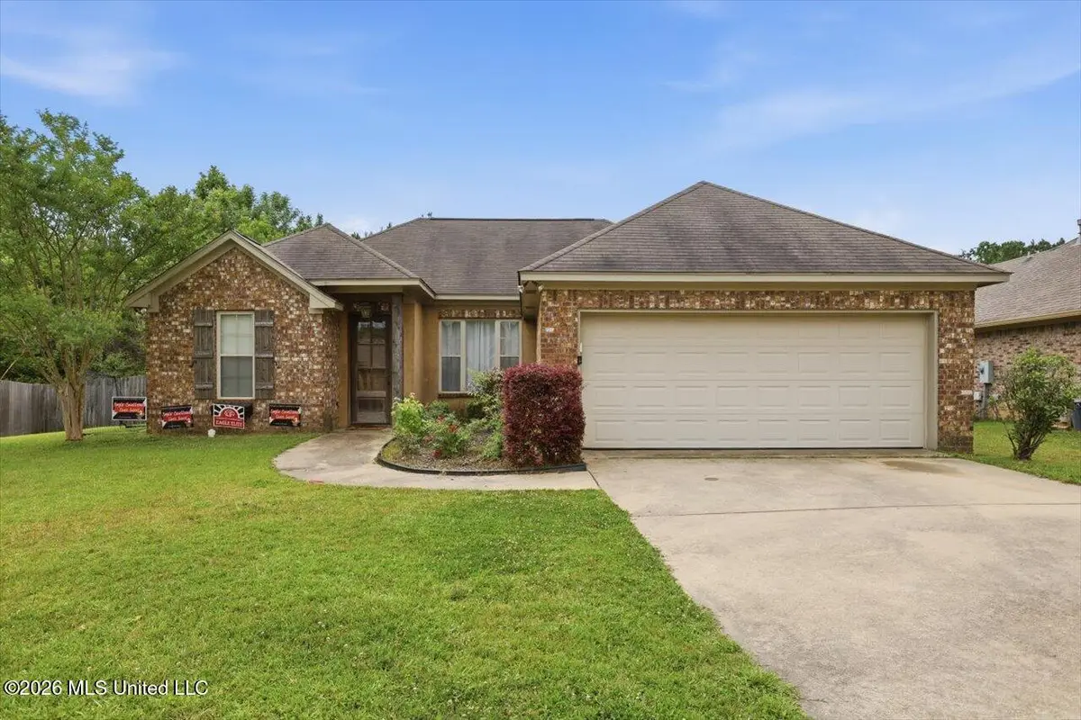 206 Barrington Cove, Florence, MS 39073 - #1