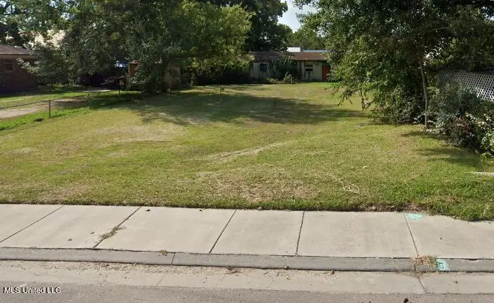 827 Elder Street, Biloxi, MS 39530 - #2
