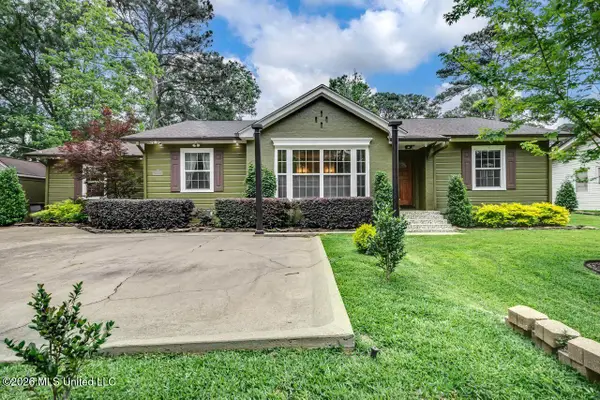 1016 Meadowbrook Road, Jackson, MS 39206
