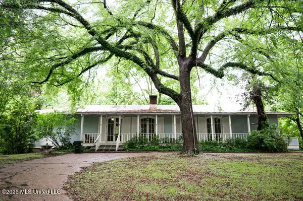108 Dana Road, Natchez, MS 39120