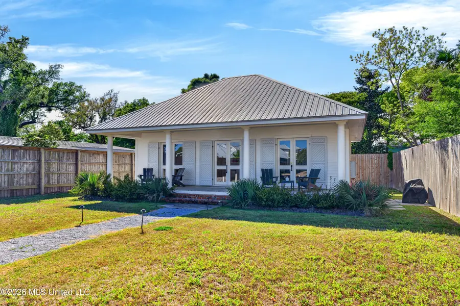 506 N Beach Boulevard, Bay Saint Louis, MS 39520 - #3