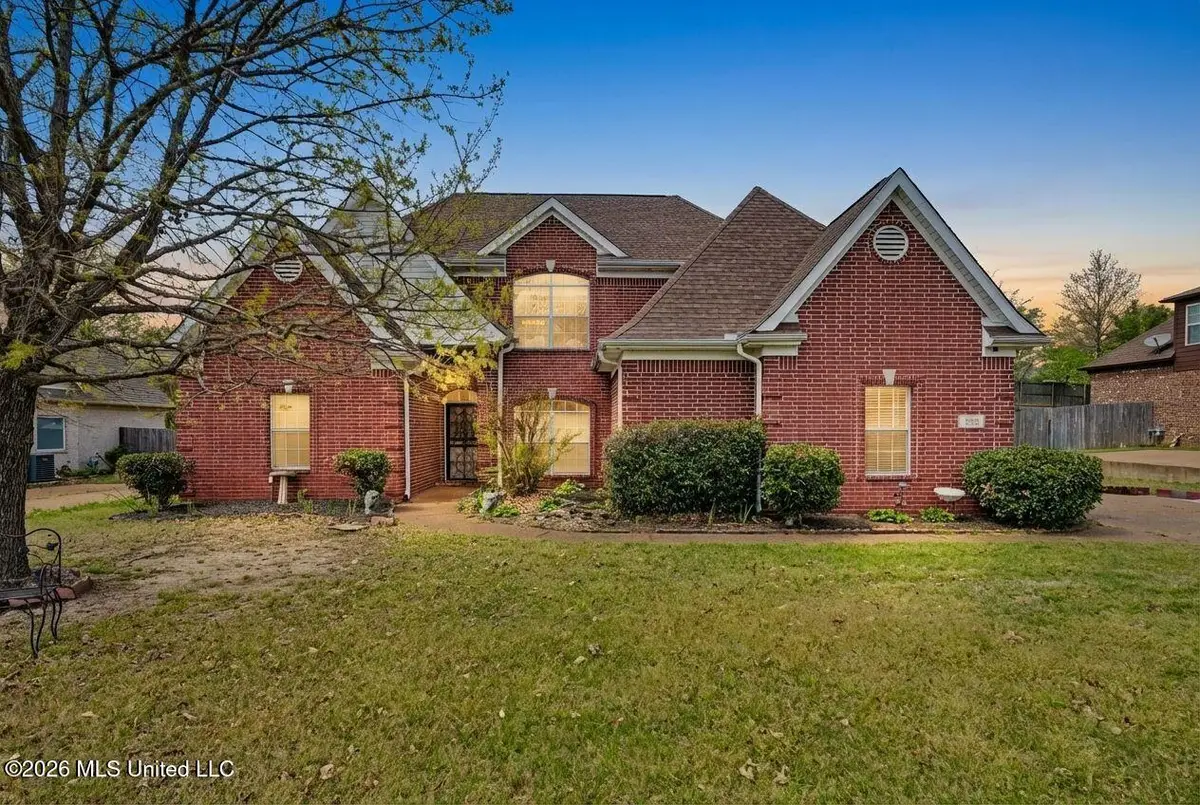 592 Rowan Oak Place, Hernando, MS 38632 - #1