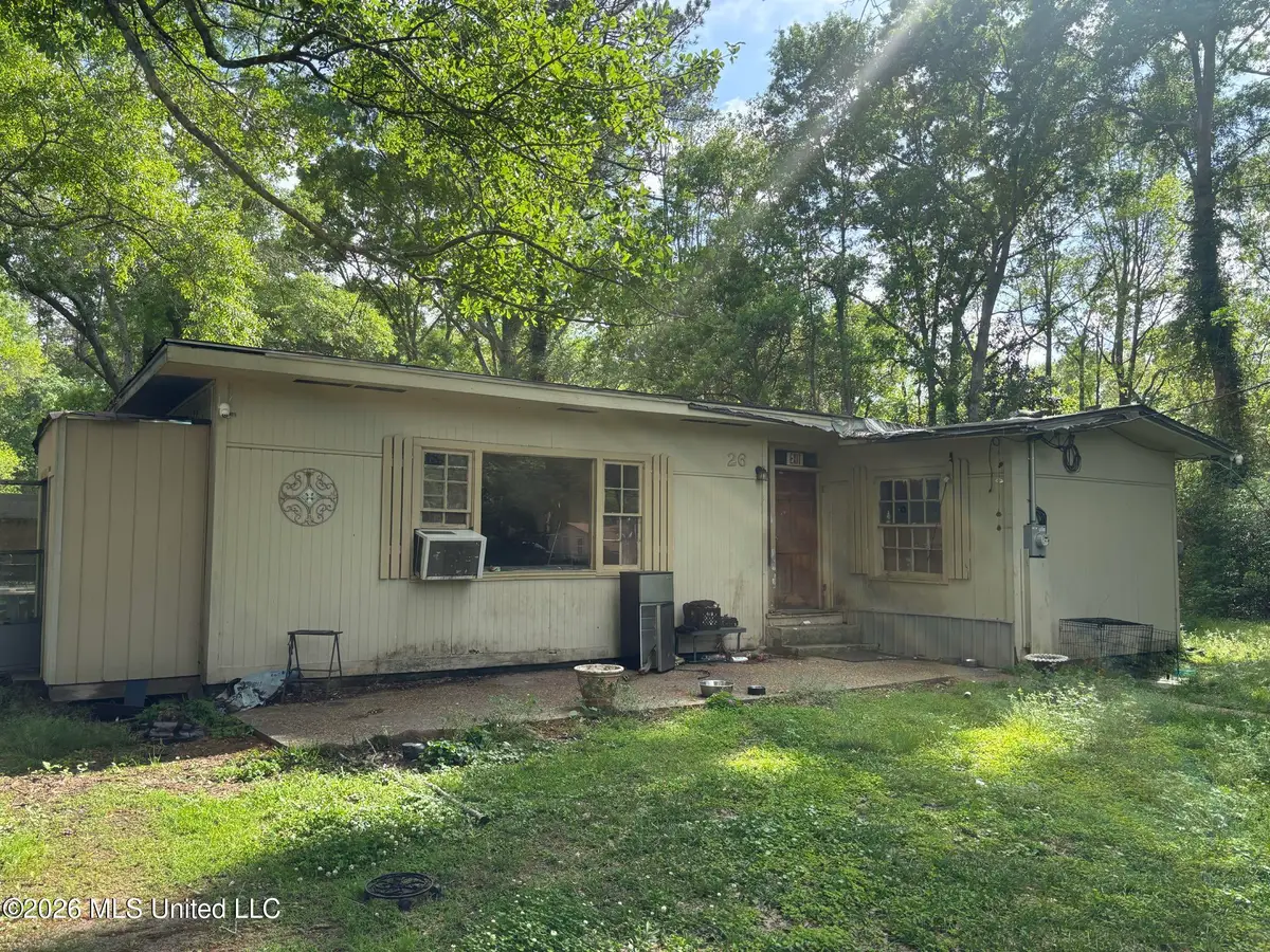 26 Longino Road, Hattiesburg, MS 39401 - #1