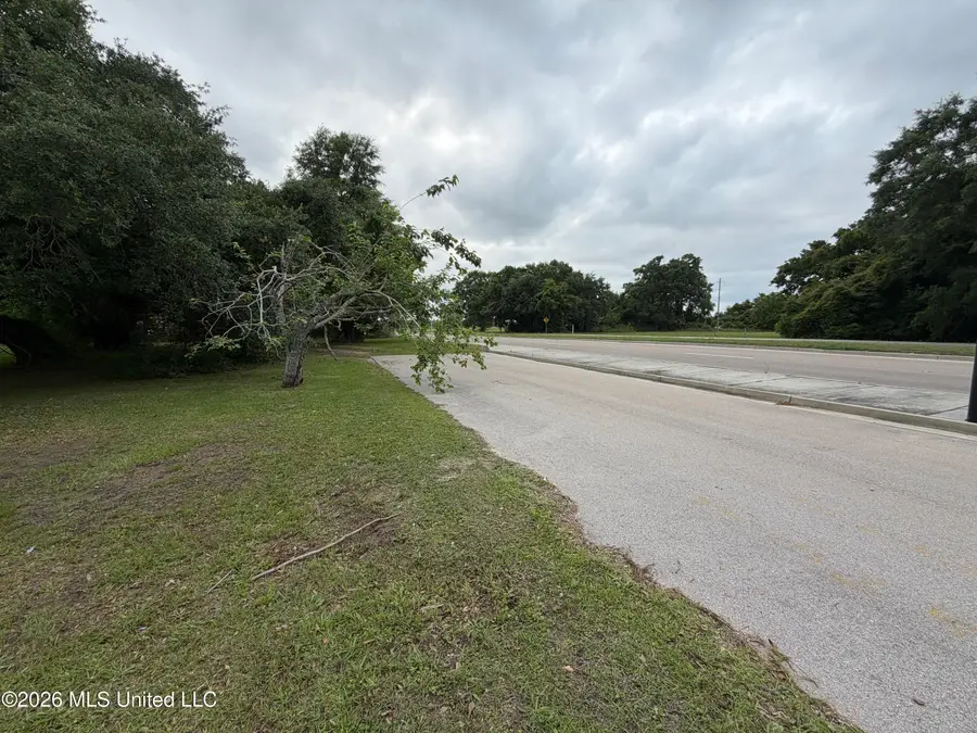 341 Collier Street, Biloxi, MS 39530 - #2