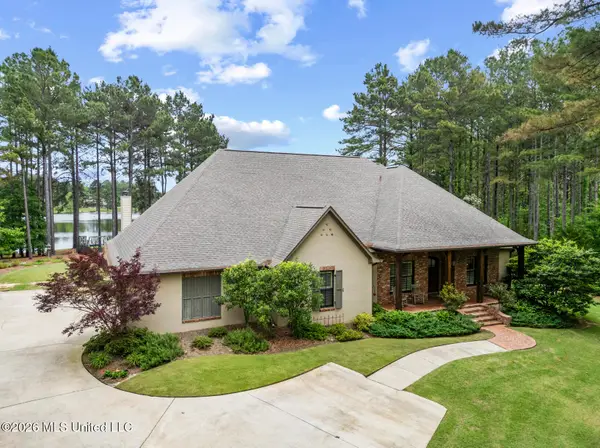 426 Mannsdale Road, Madison, MS 39110