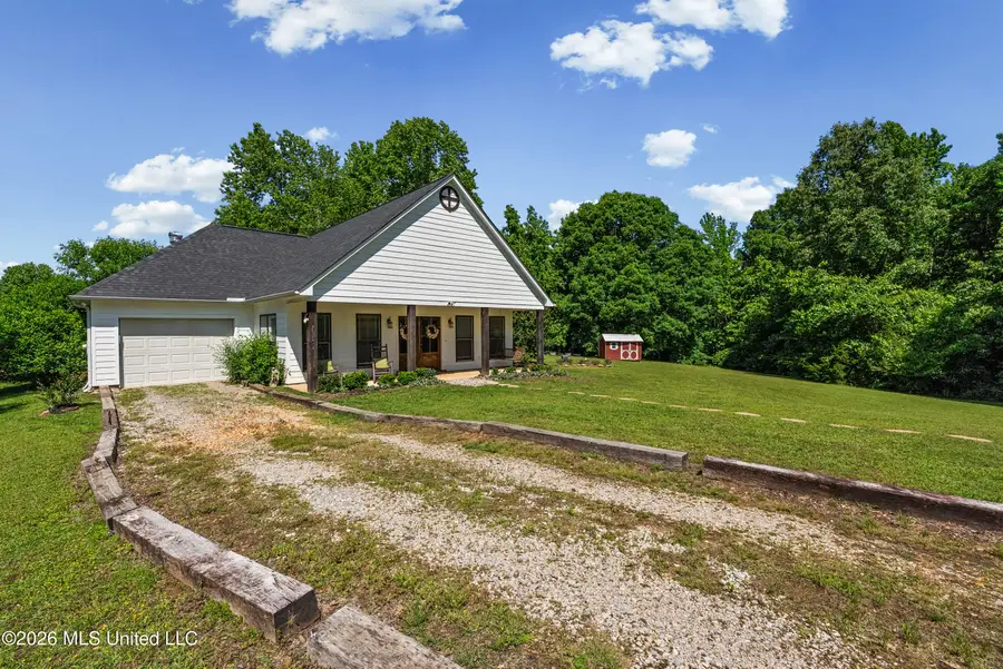 227 Christian College Road, Senatobia, MS 38668 - #2