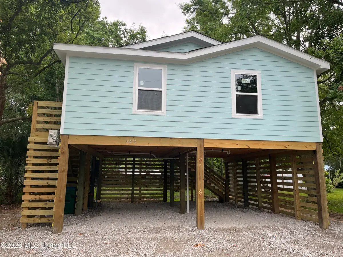 3212 Argentina Street, Pascagoula, MS 39581 - #1