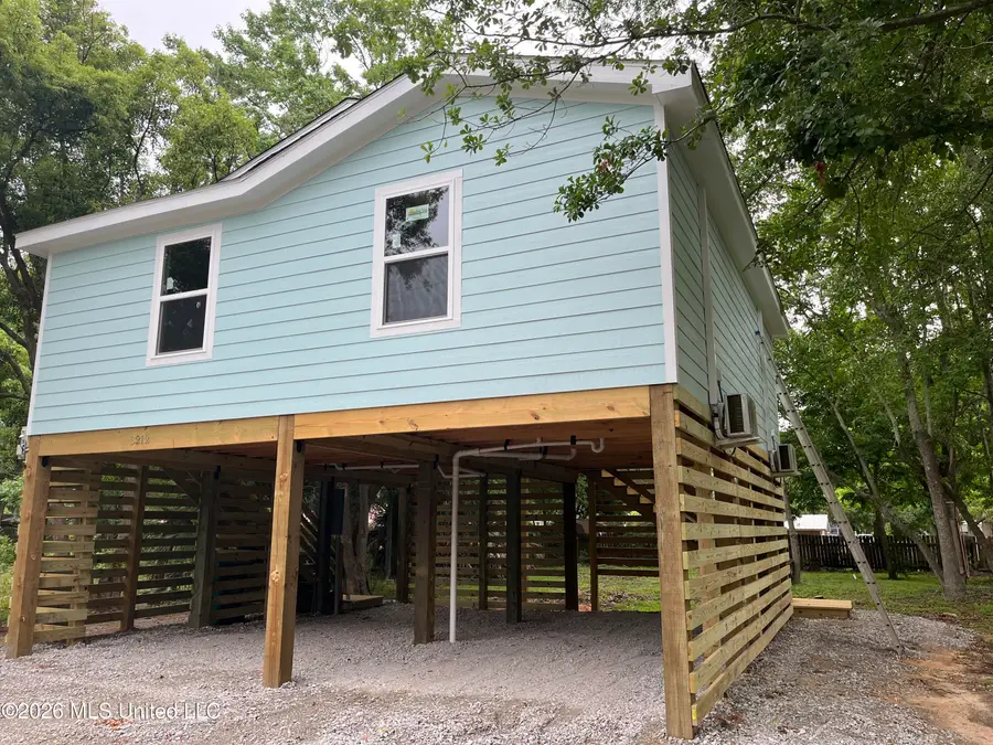 3212 Argentina Street, Pascagoula, MS 39581 - #2