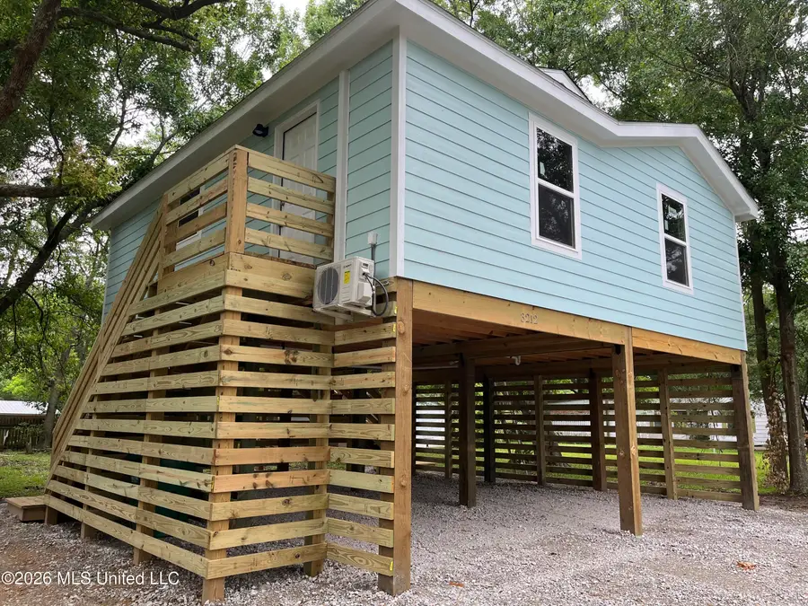 3212 Argentina Street, Pascagoula, MS 39581 - #3