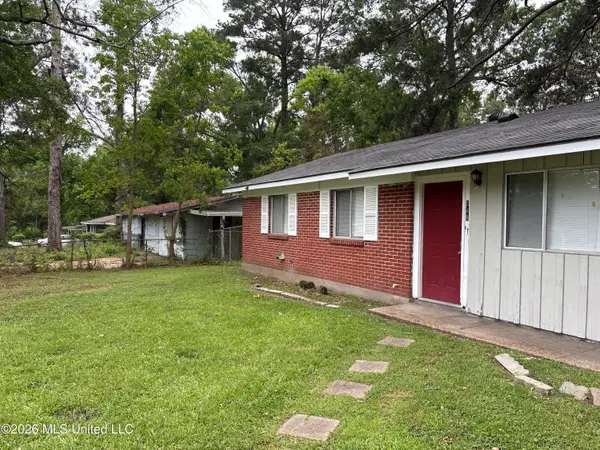 349 Queen Isabella, Jackson, MS 39209