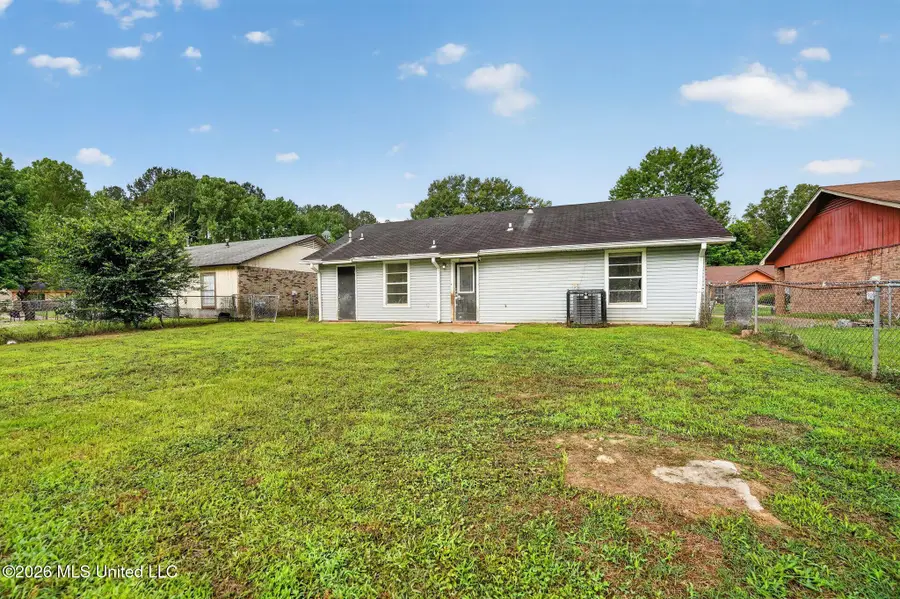 1704 Brookhollow Circle, Jackson, MS 39212 - #2