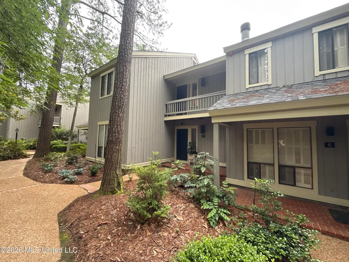7 Eastbrooke Street, Jackson, MS 39216 - #1
