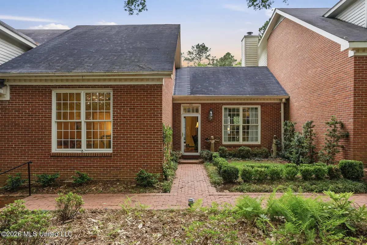 243 Eastbrooke Street, Jackson, MS 39216 - #1