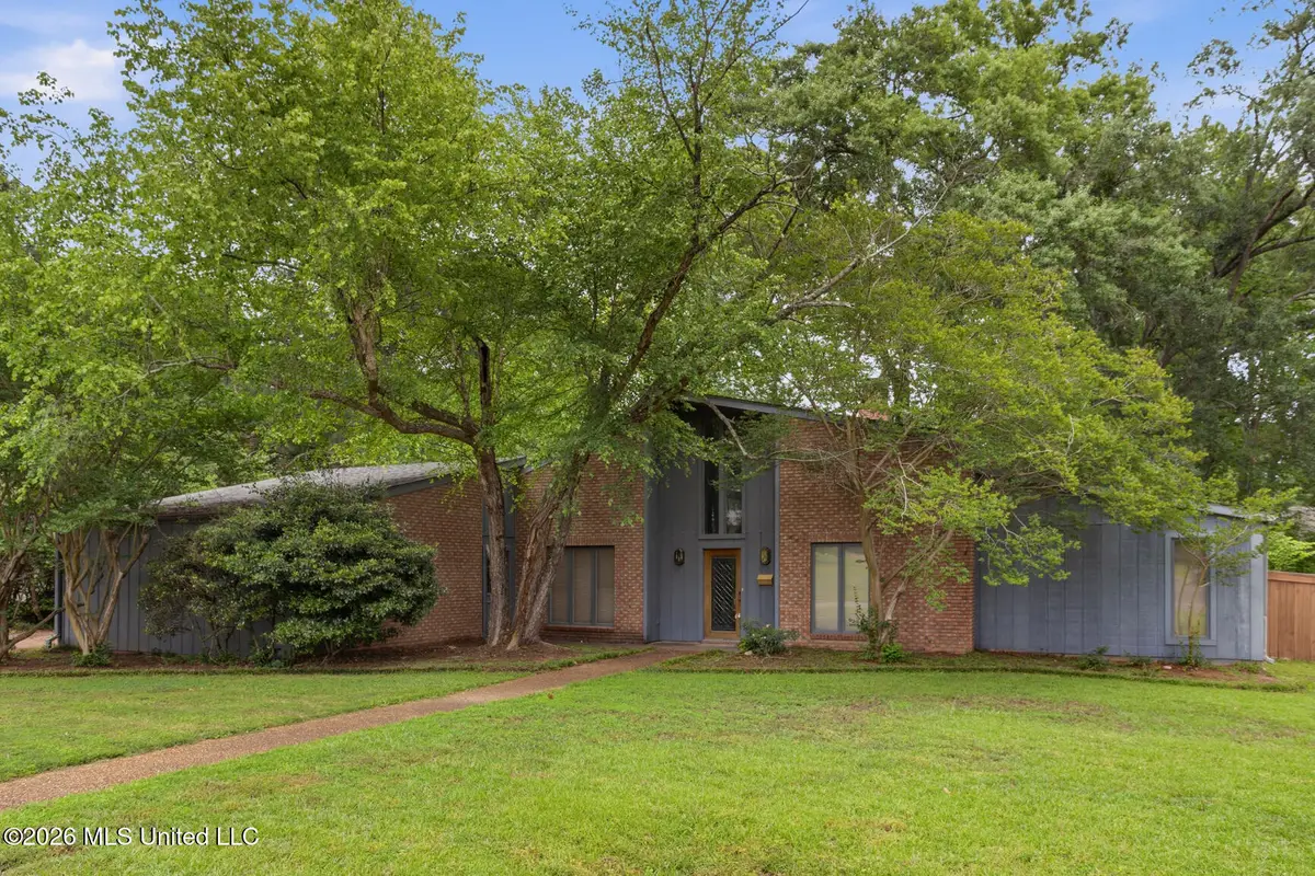 5422 River Thames Road, Jackson, MS 39211 - #1