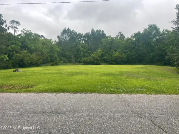 370 Clark Avenue, Pass Christian, MS 39571