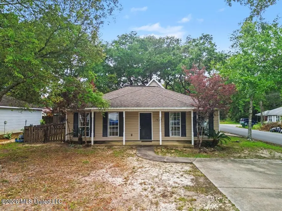 1633 S 9th Street, Ocean Springs, MS 39564 - #2