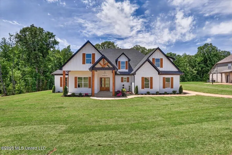 217 Byhalia Creek Farms Road, Byhalia, MS 38611 - #2