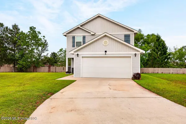 2020 Magazine Street, Ocean Springs, MS 39564