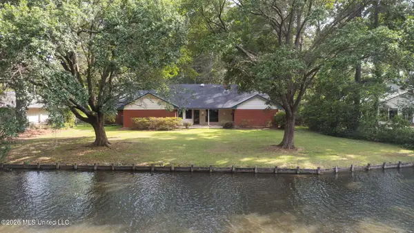 312 Glen Cove Road, Brandon, MS 39047