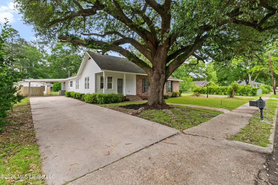 429 Mary Street, Columbia, MS 39429 - #2