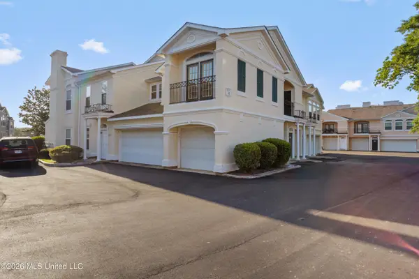 2252 Beach Drive, Gulfport, MS 39507