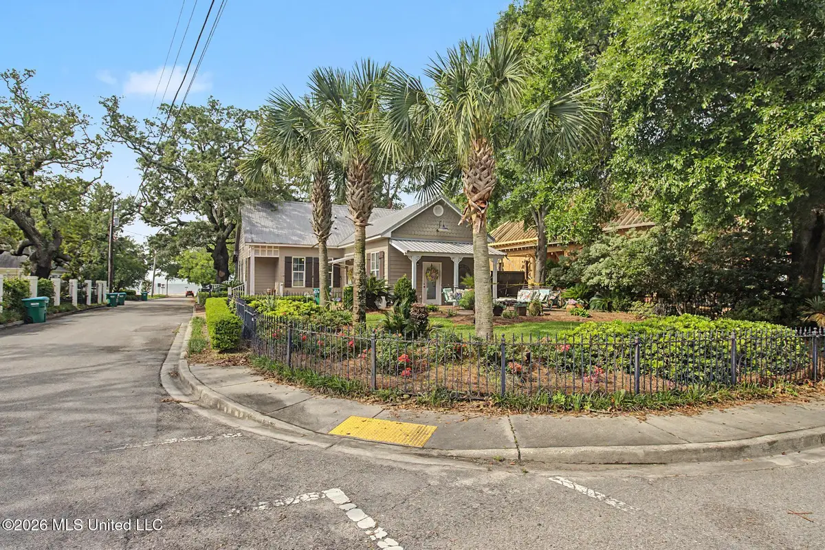 1521 Roberts Avenue, Gulfport, MS 39501 - #1