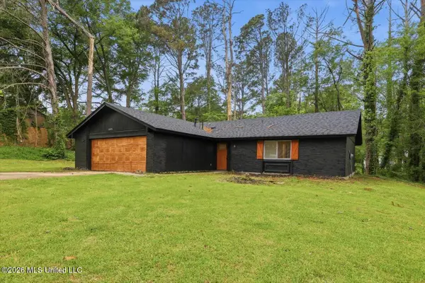 609 Briarcliff Circle, Jackson, MS 39212